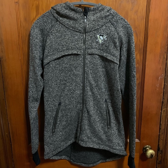 PENGUINS HOODIE - Picture 1 of 4